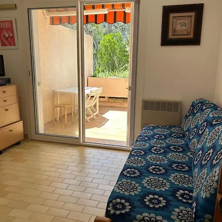 Bright Apartment, 5-minute Walk To Apartment