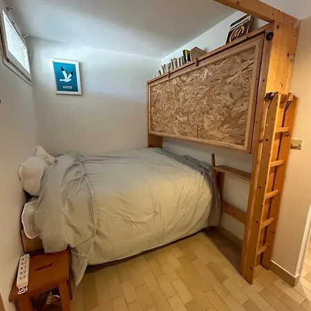 Apartment Bright Apartment, 5-minute Walk To Hyeres